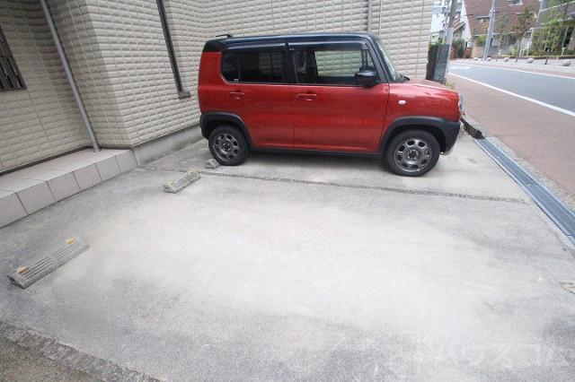 3/5 駐車場
