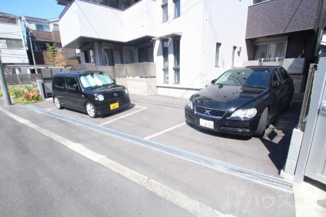 4/5 駐車場