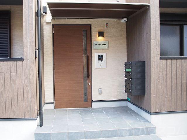 3/5 エントランス