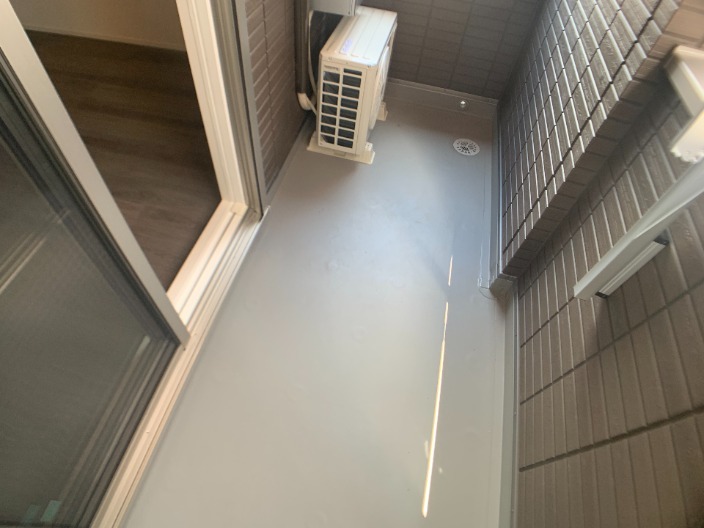 20/30 バルコニー