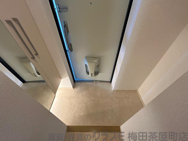 13/30 玄関