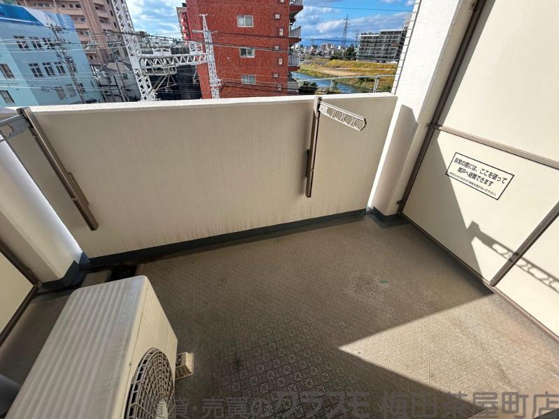 20/30 バルコニー