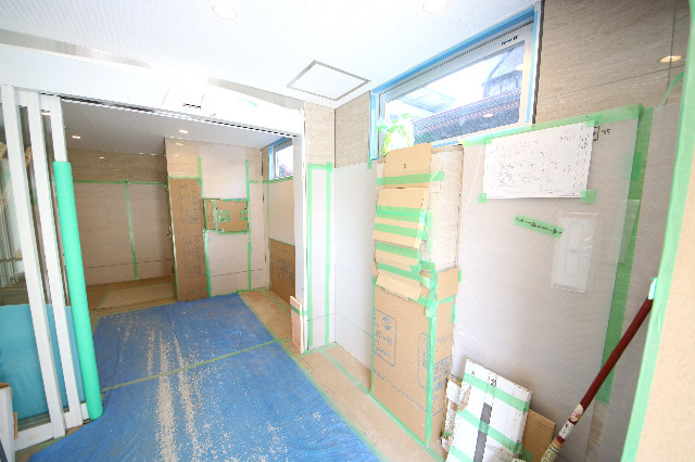 26/30 エントランス