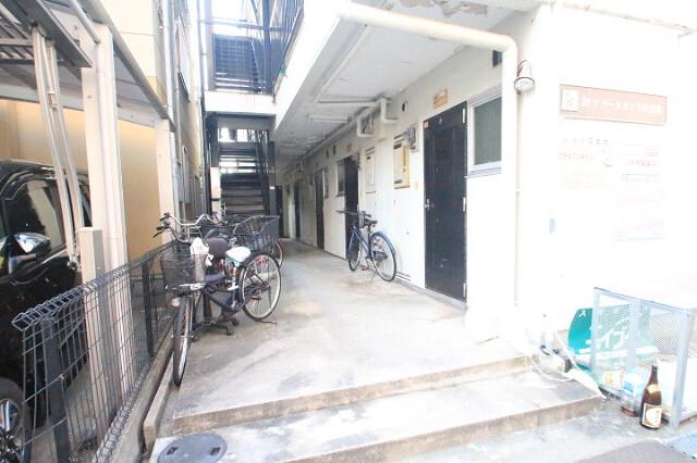 3/7 エントランス