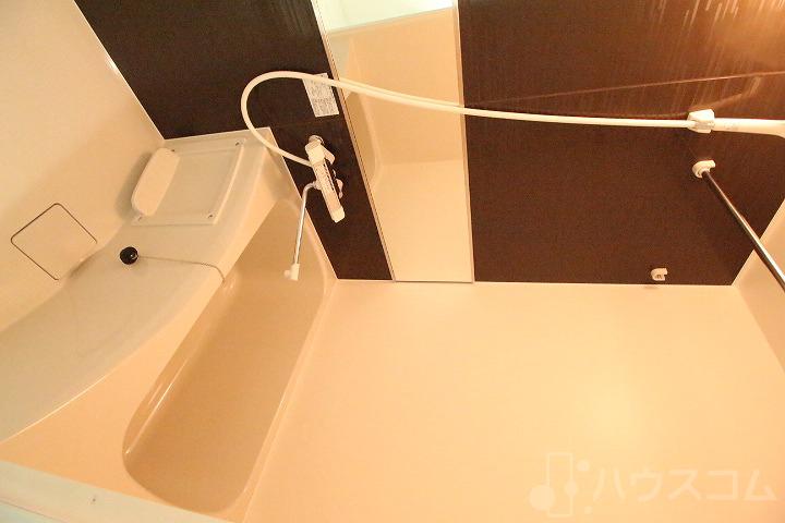 13/30 浴室
