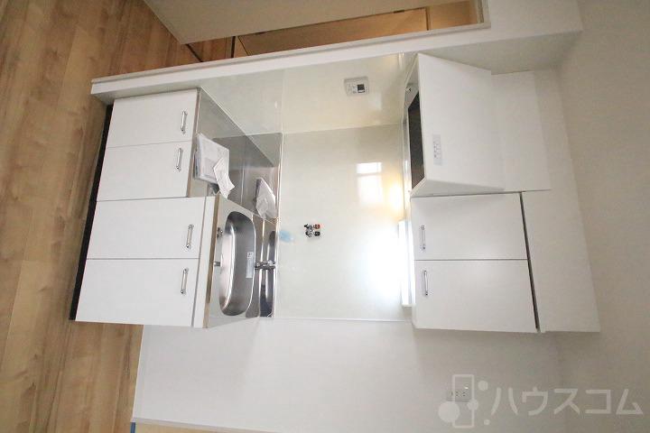 22/30 エントランス