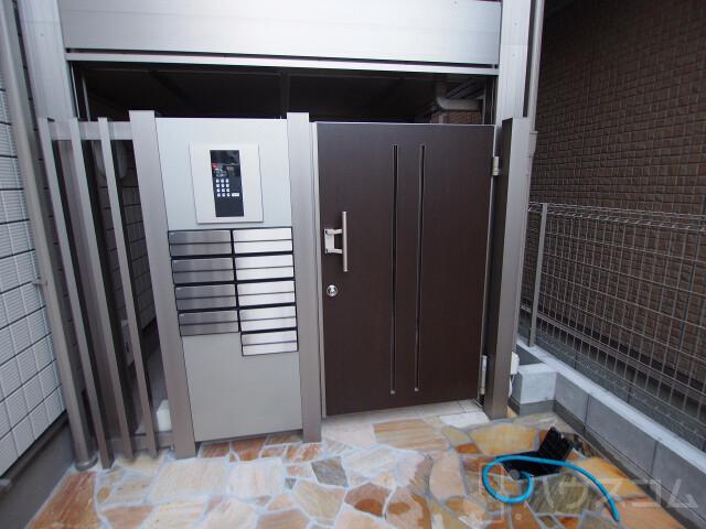 2/4 エントランス