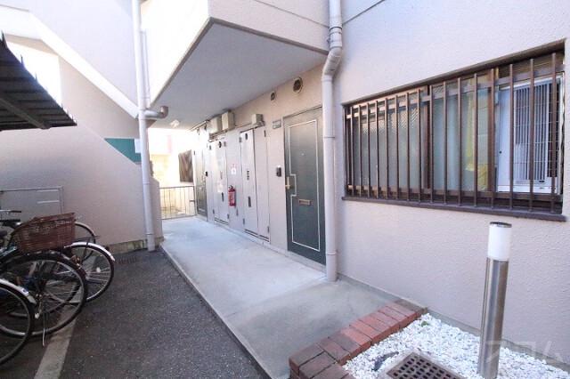 3/8 エントランス