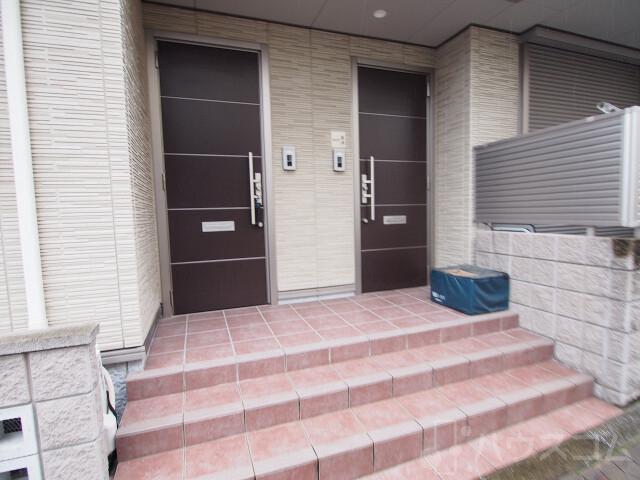 2/4 エントランス