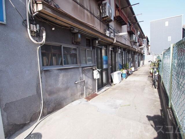 21/29 エントランス