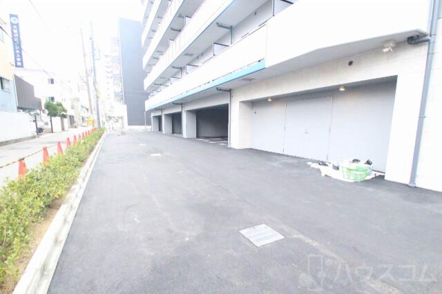 28/30 駐車場