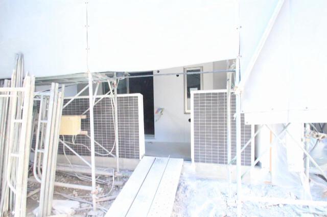 25/30 エントランス