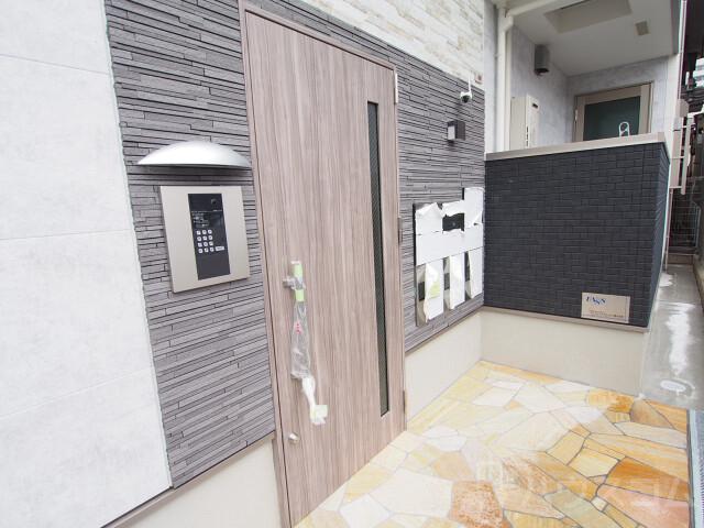 2/5 エントランス