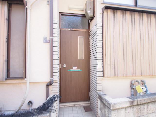 20/30 エントランス