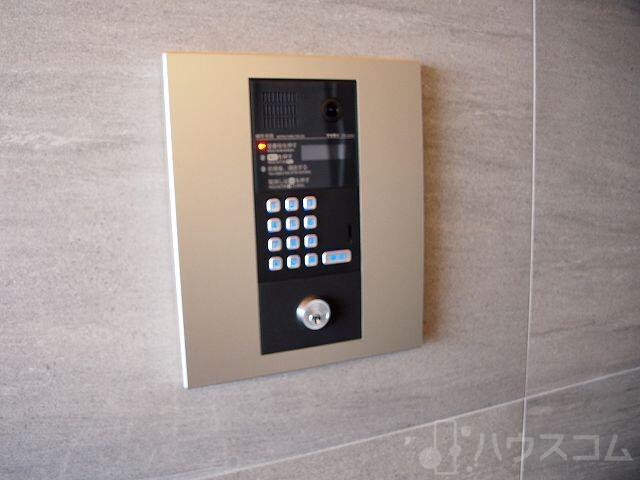 22/30 エントランス