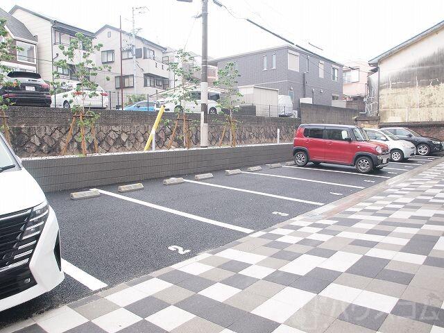 7/18 駐車場