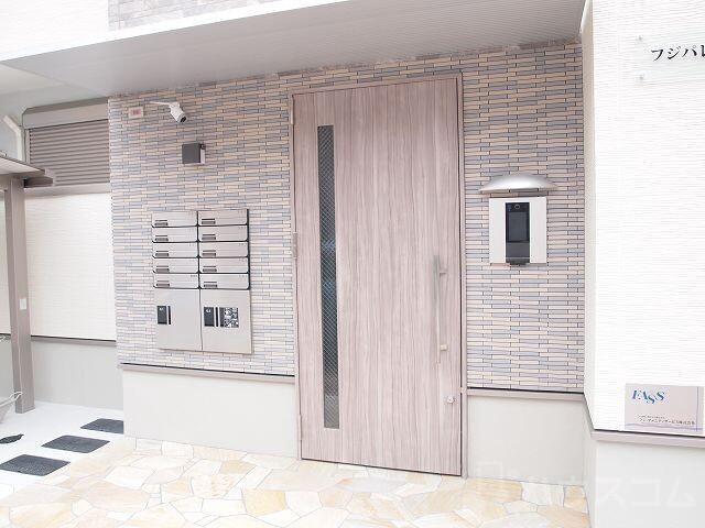 3/5 エントランス