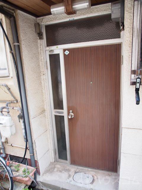 22/30 エントランス