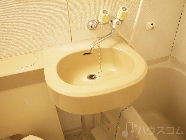 13/30 洗面