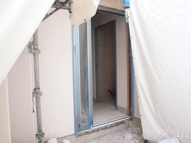 28/30 エントランス