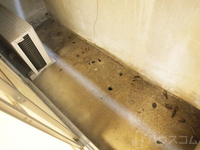 16/28 バルコニー