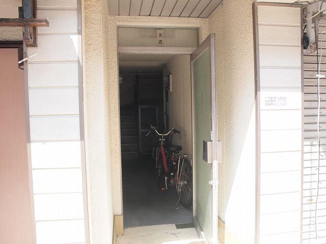 3/10 エントランス