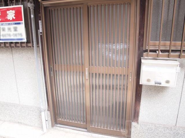 22/30 エントランス