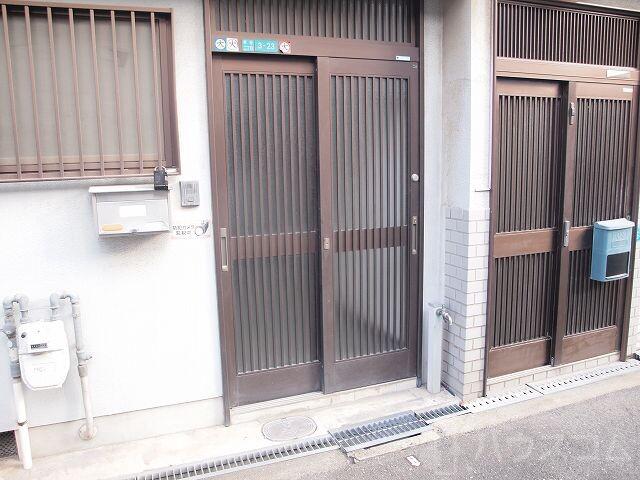 3/10 エントランス