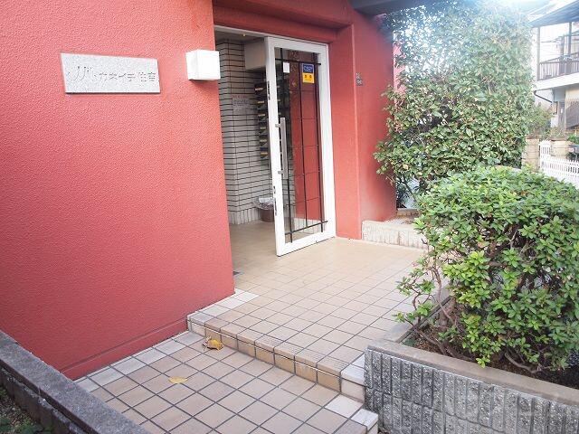 28/30 エントランス