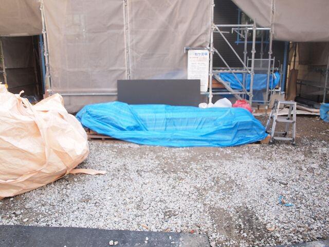 28/30 エントランス