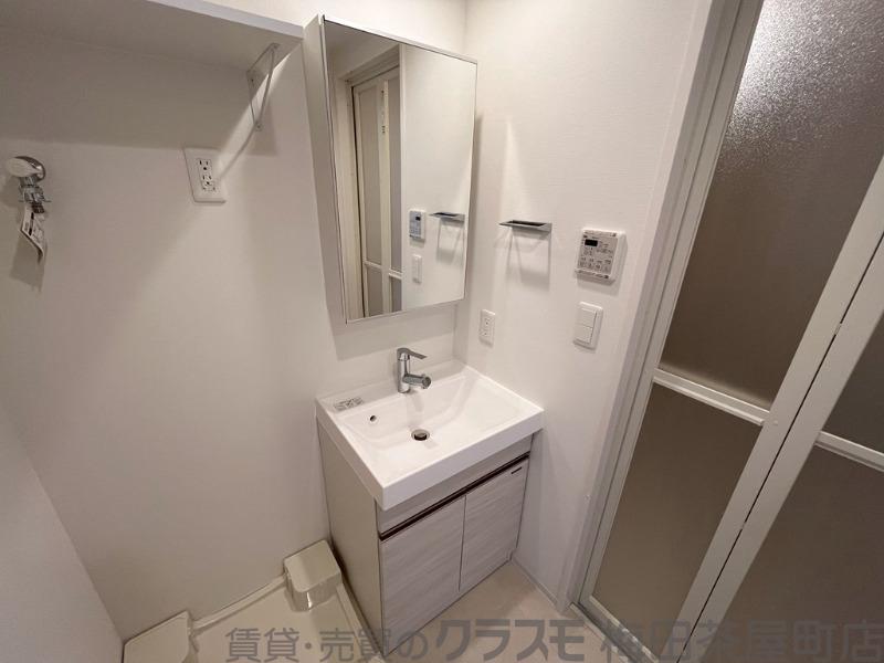 21/30 洗面