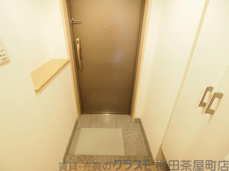 14/30 玄関
