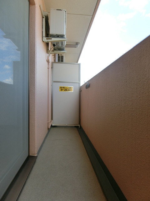 19/30 バルコニー