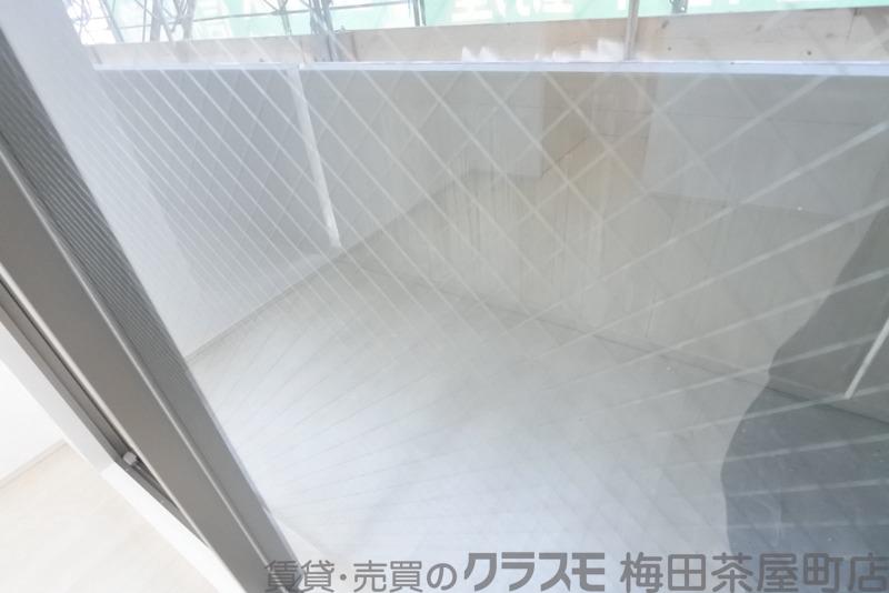 26/30 バルコニー