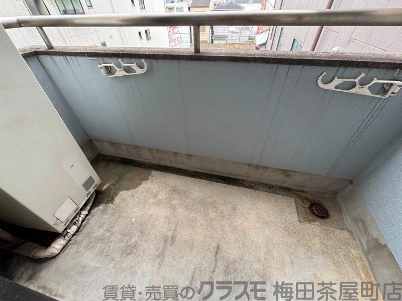 21/30 バルコニー