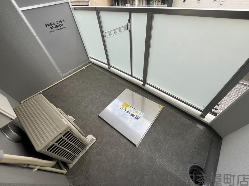 21/30 バルコニー