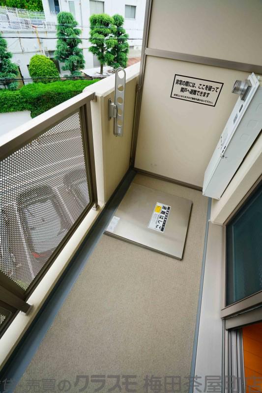 20/30 バルコニー