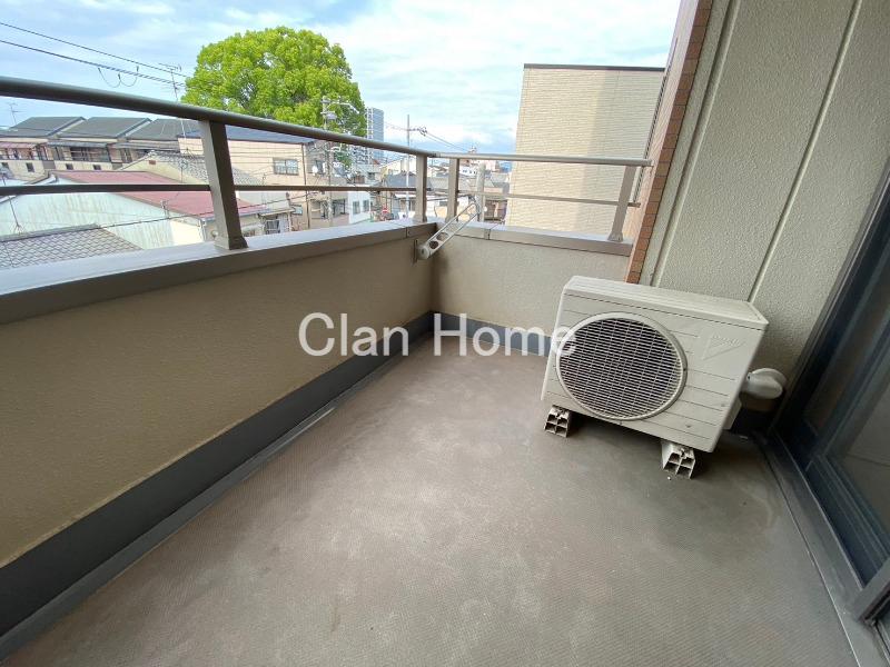 23/30 バルコニー