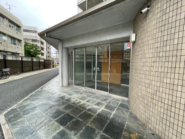 2/3 エントランス