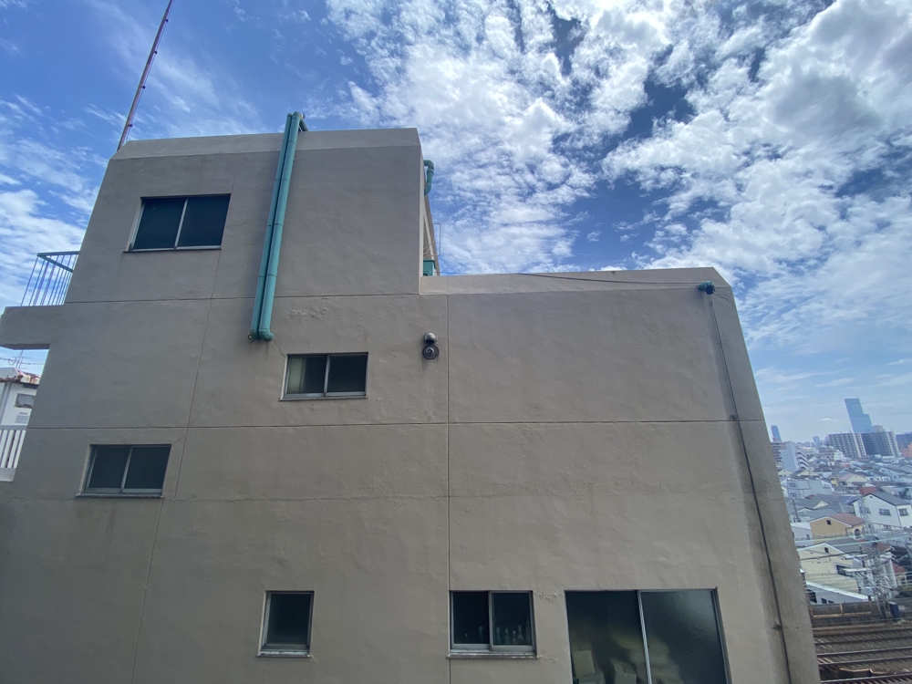 27/30 エントランス