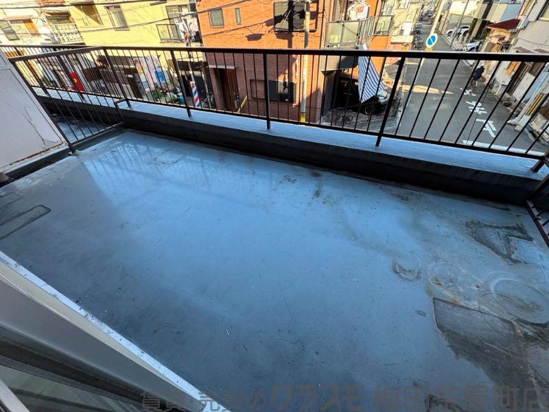 21/30 バルコニー