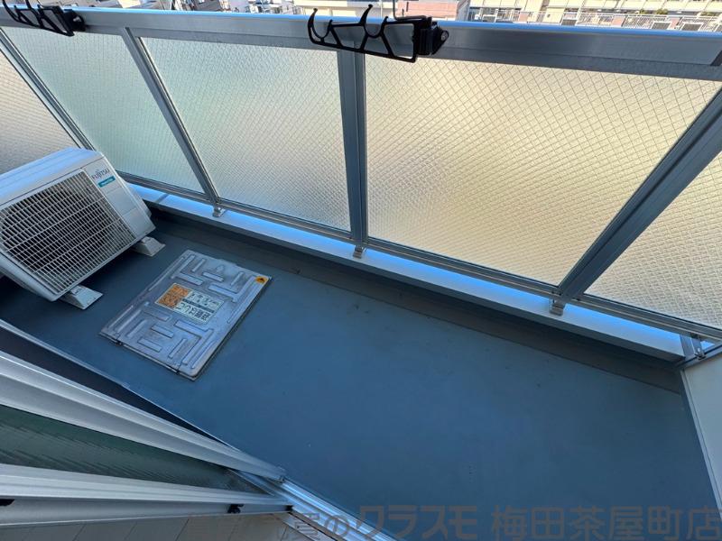 21/30 バルコニー