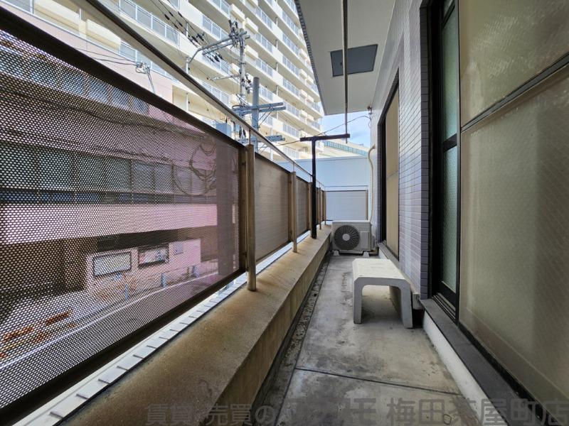 21/30 バルコニー