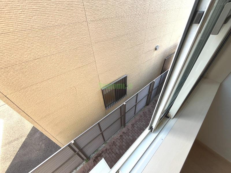 15/26 バルコニー