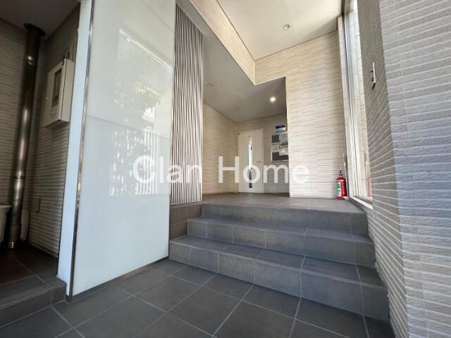 2/3 エントランス