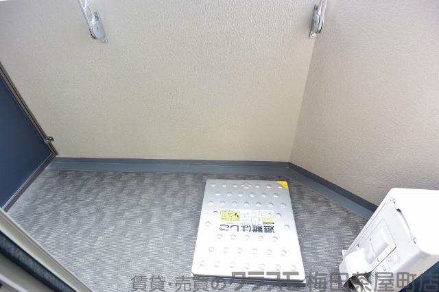 21/30 バルコニー