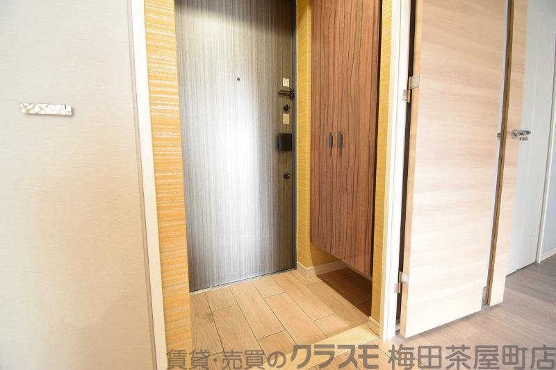 14/30 玄関