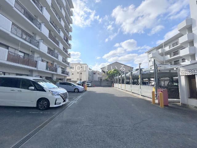 19/25 駐車場