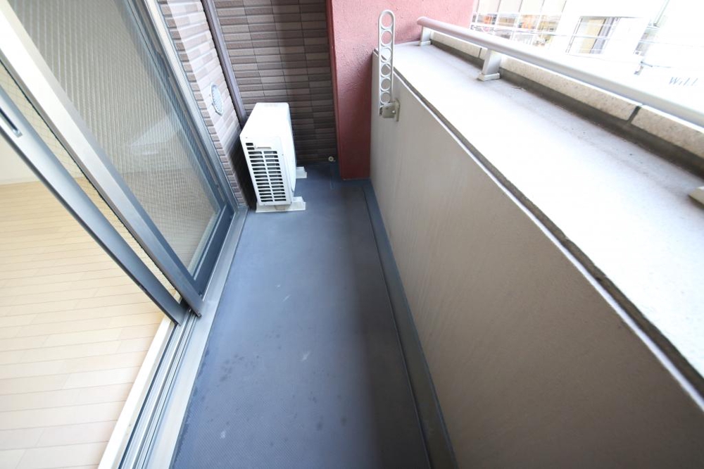 18/30 バルコニー