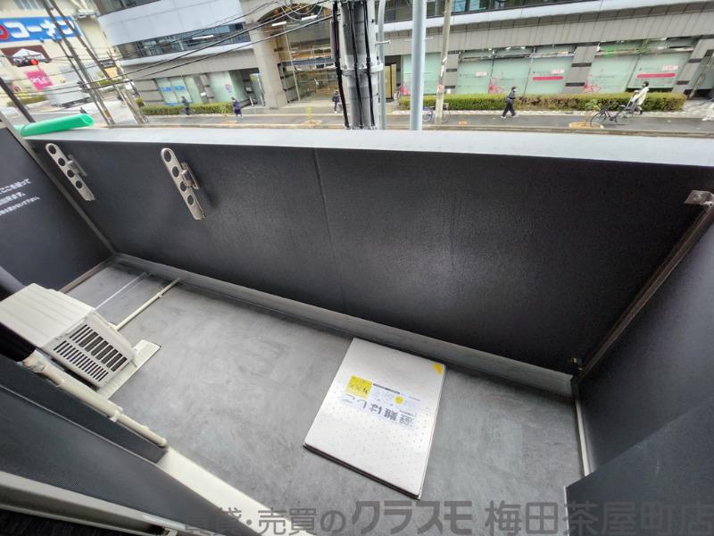 25/30 バルコニー